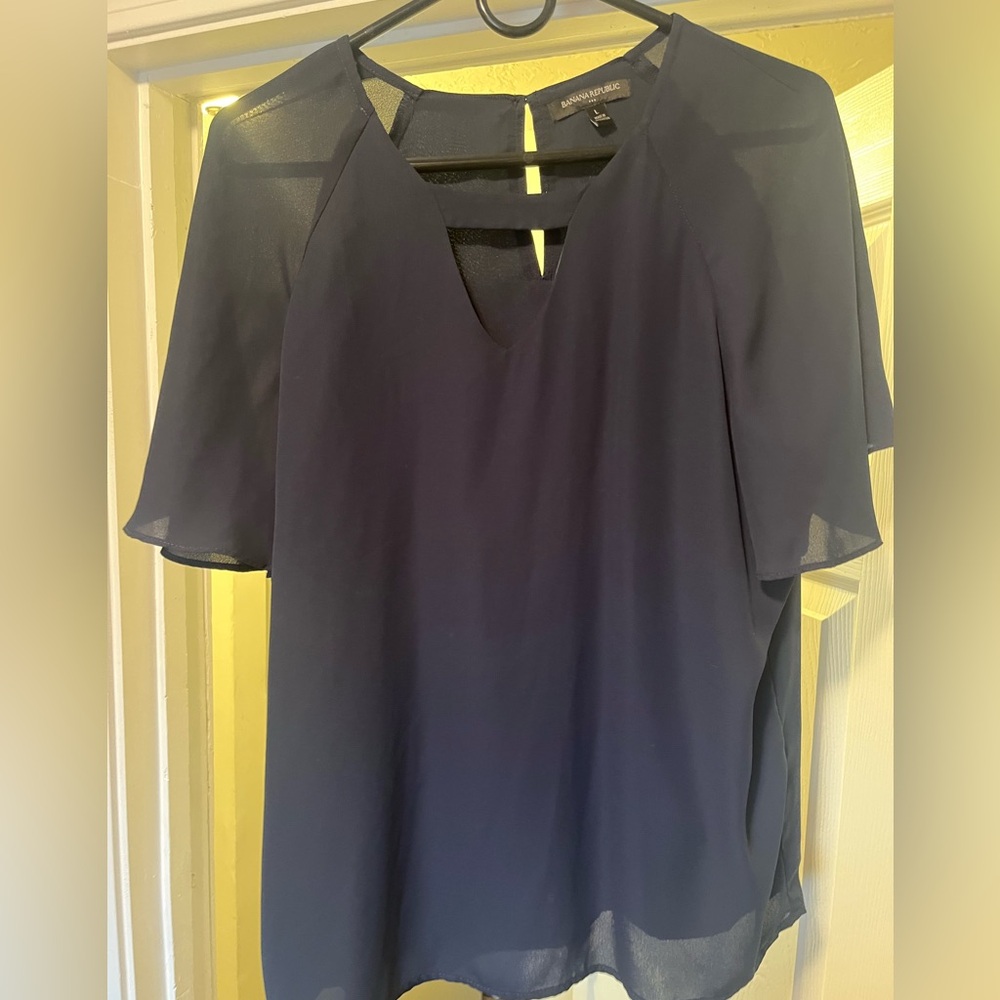 Banana republic flowing blouse